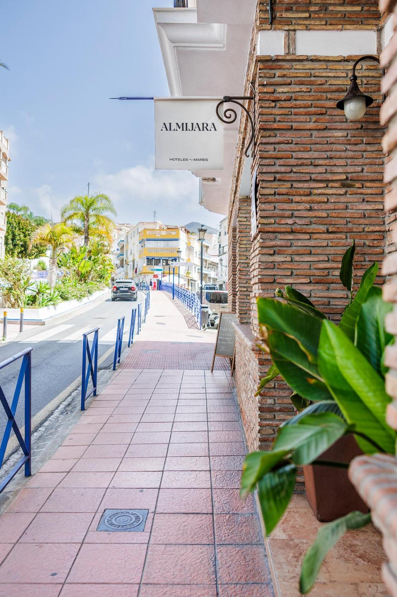 Hotel Almijara - Mares La Herradura  Exterior photo